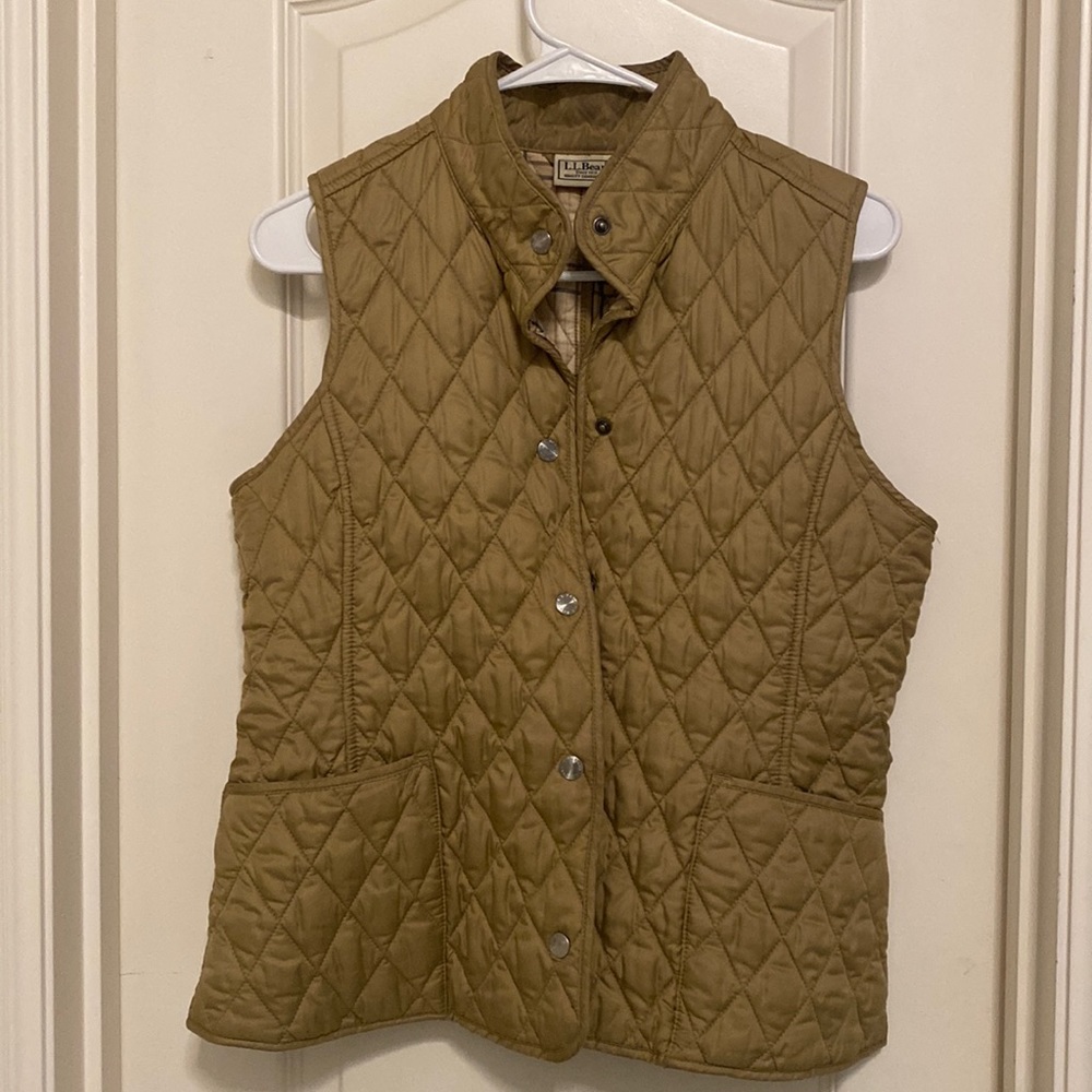 LL Bean women’s quilted vest